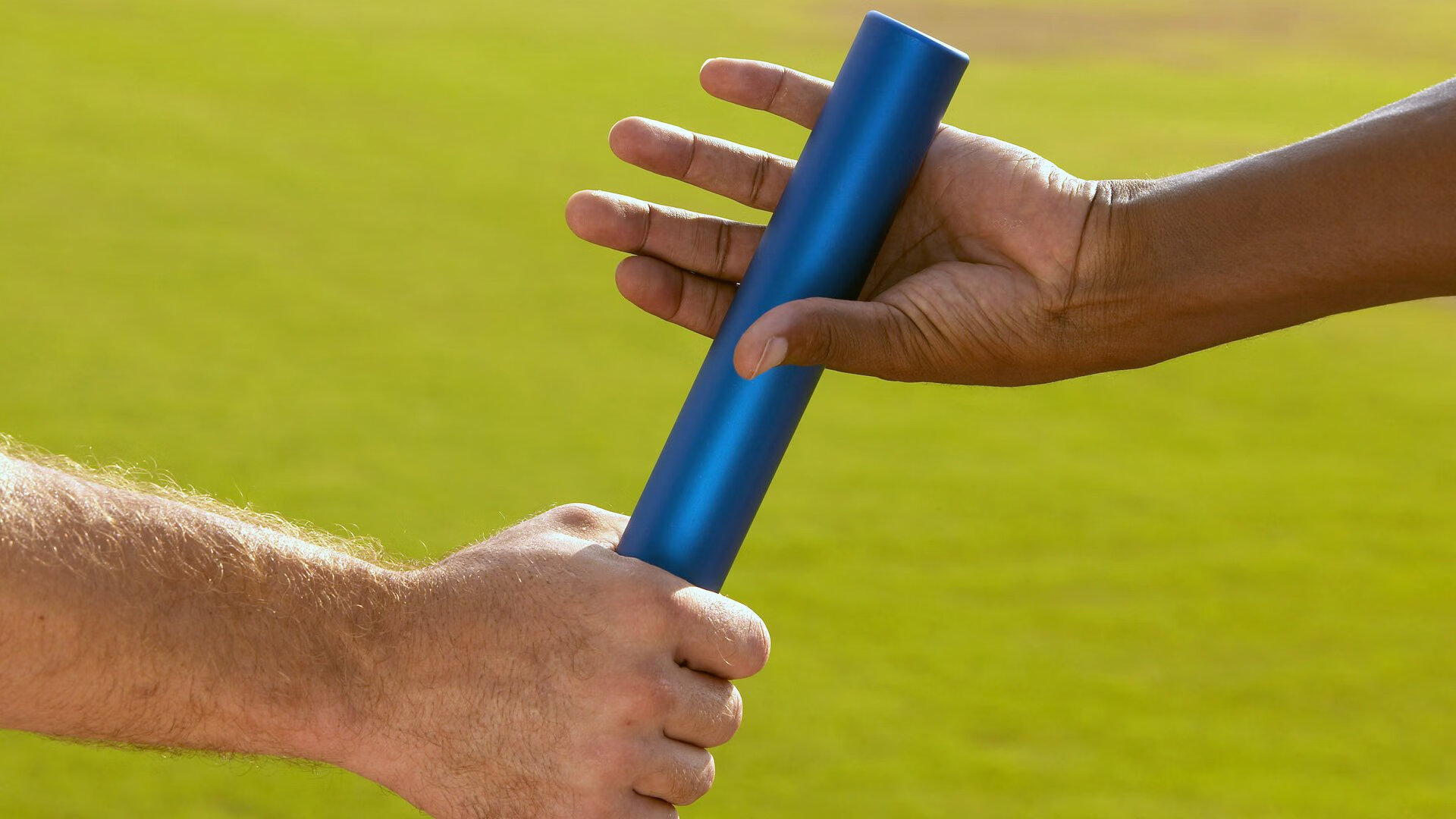 《FIFA》未来足球“虚拟盛典”震撼开启，全球玩家狂欢盛宴！